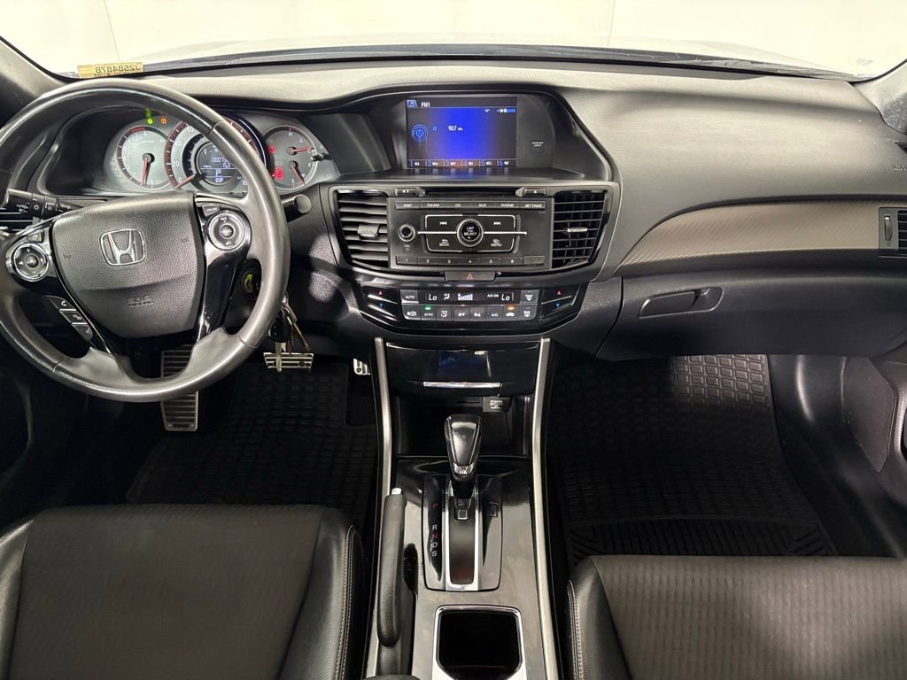Used 2016 Honda Accord Sport image 29