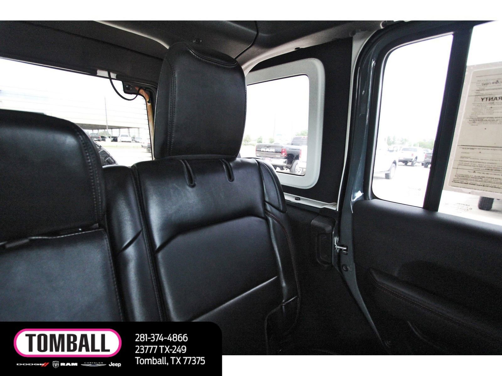 Used 2024 Jeep Wrangler Unlimited Rubicon image 12