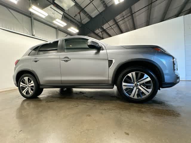Used 2024 Mitsubishi Outlander Sport SE AWD/4WD image 3