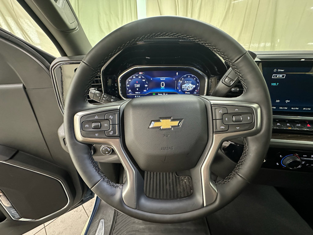 Certified 2024 Chevrolet Silverado 1500 LT AWD/4WD image 26