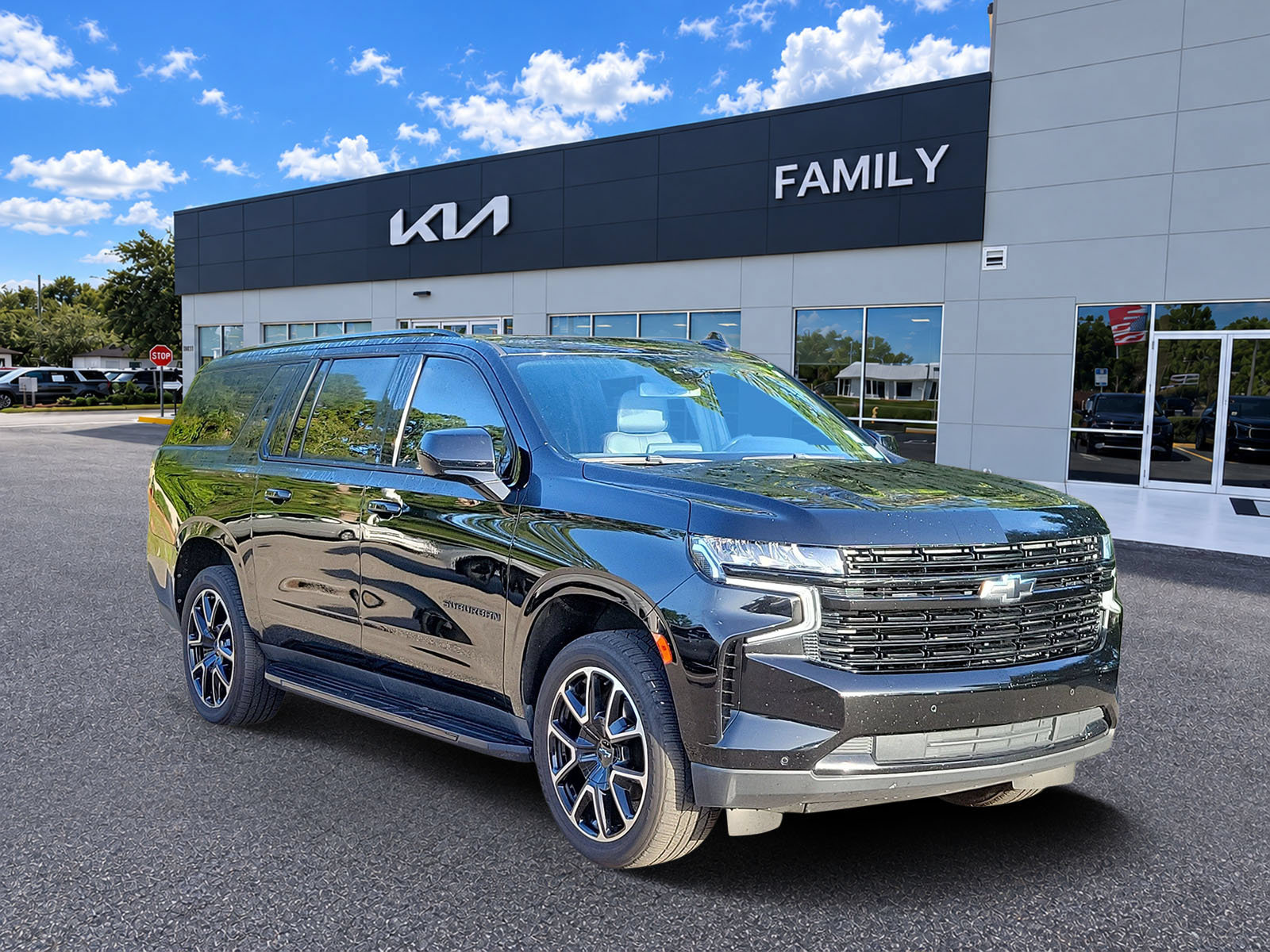 Used 2023 Chevrolet Suburban RST