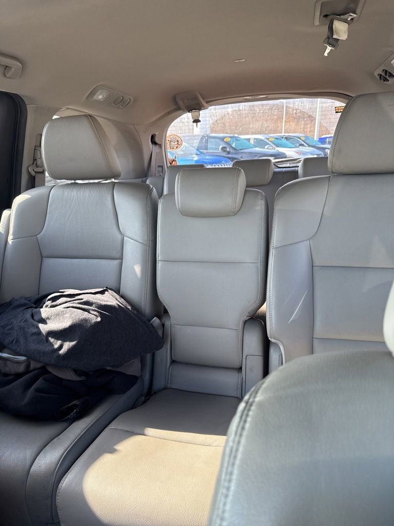 Used 2014 Honda Odyssey EX-L image 17