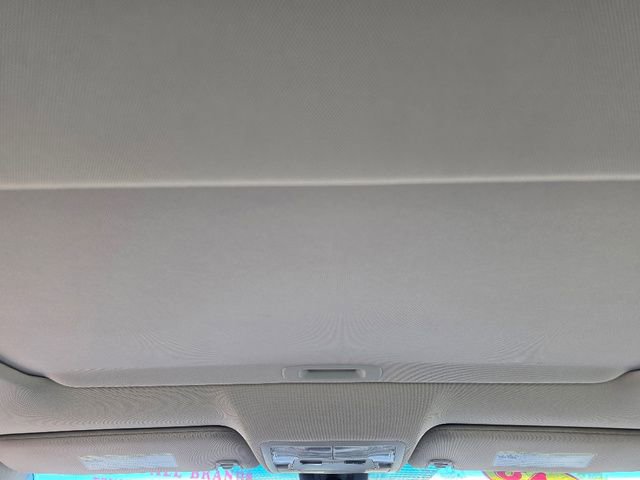 Used 2018 Toyota Avalon XLE Premium w/ All Weather Liner Package FWD image 31