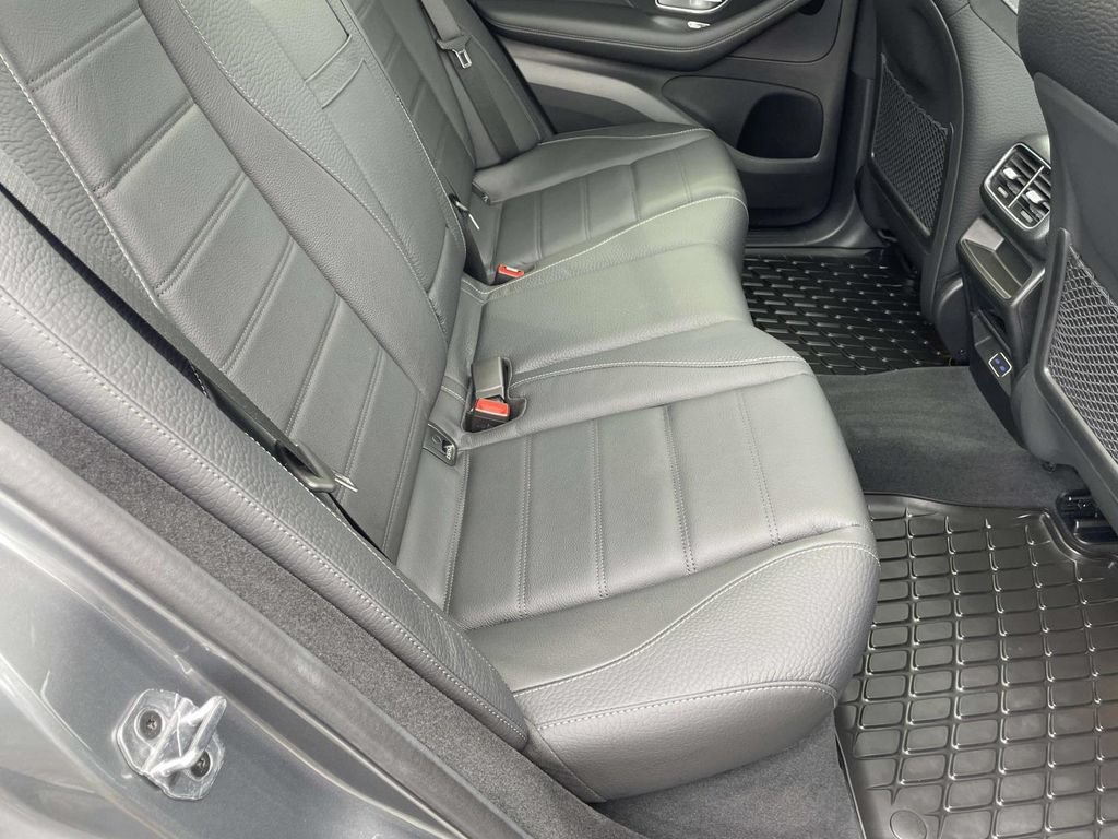 Used 2025 Mercedes-Benz GLE 580 4MATIC image 19