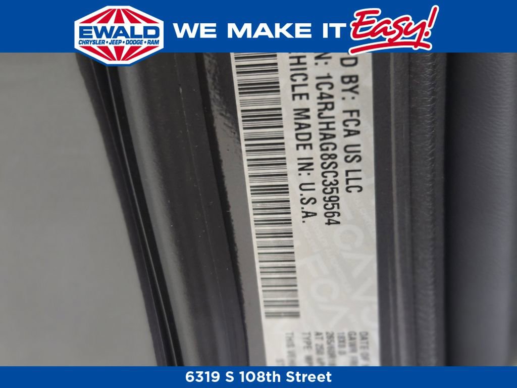 New 2025 Jeep Grand Cherokee 4WD image 26