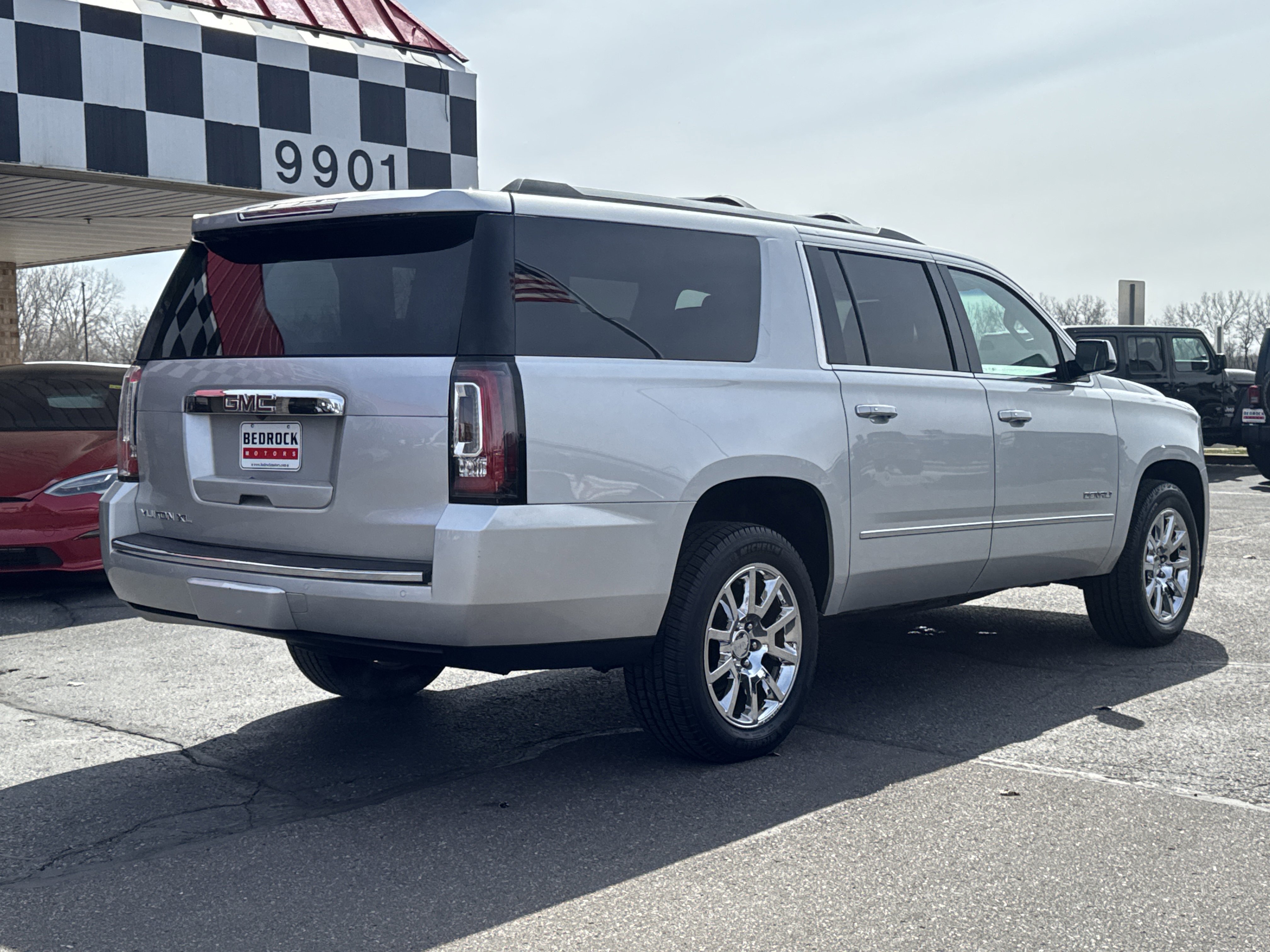 Used 2016 GMC Yukon XL Denali w/ Open Road Package AWD/4WD image 7