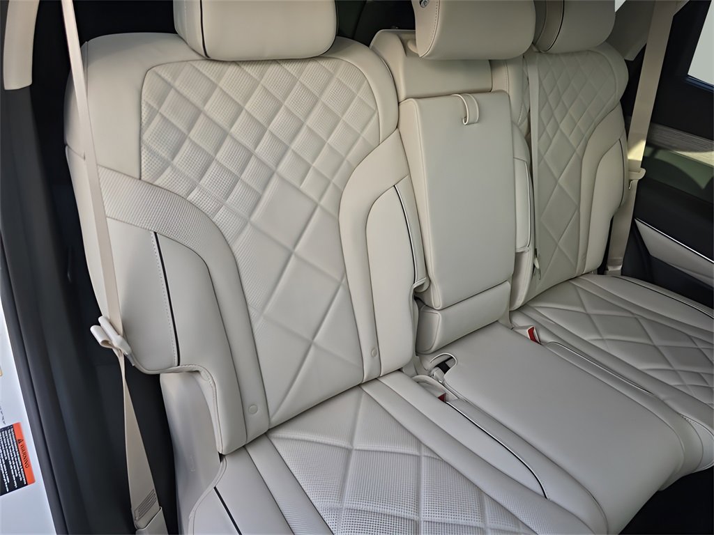 New 2025 Genesis GV80 3.5T Prestige image 13