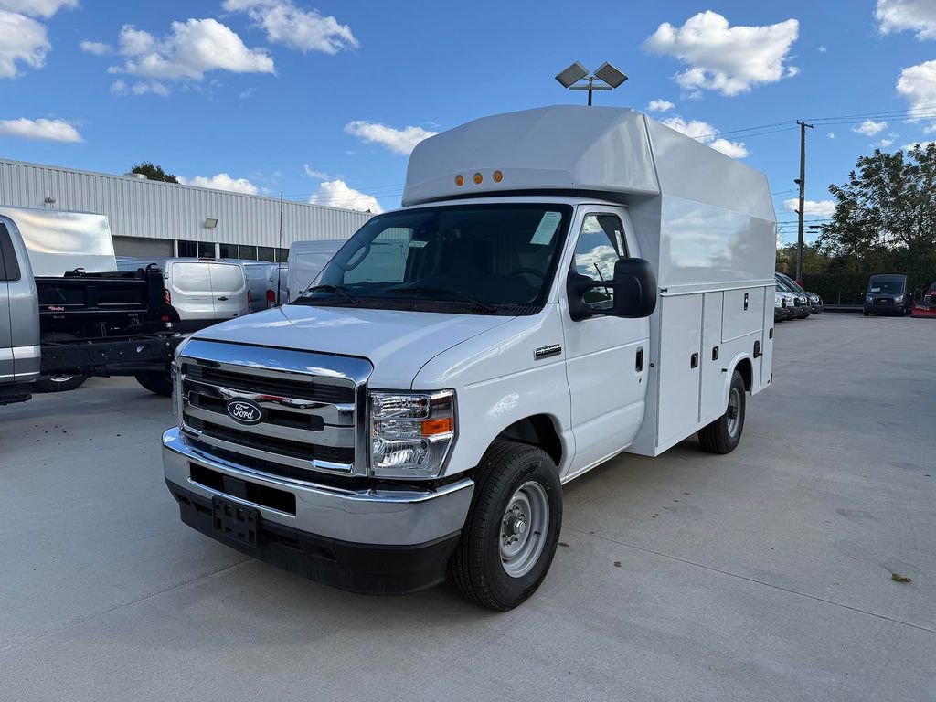 New 2026 Ford E-350 and Econoline 350 Super Duty w/ Power Equipment Group RWD image 1