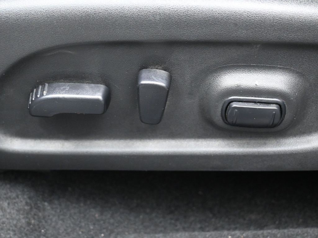 Used 2016 Nissan Murano SV image 10