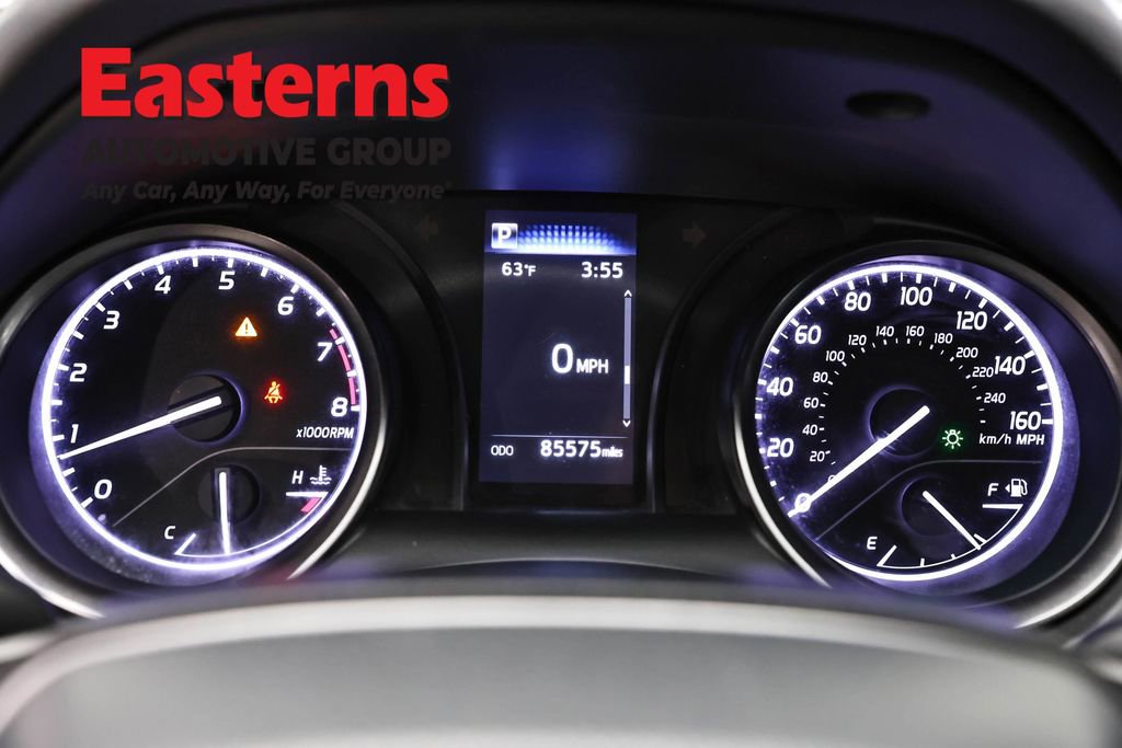 Used 2021 Toyota Camry SE FWD image 20