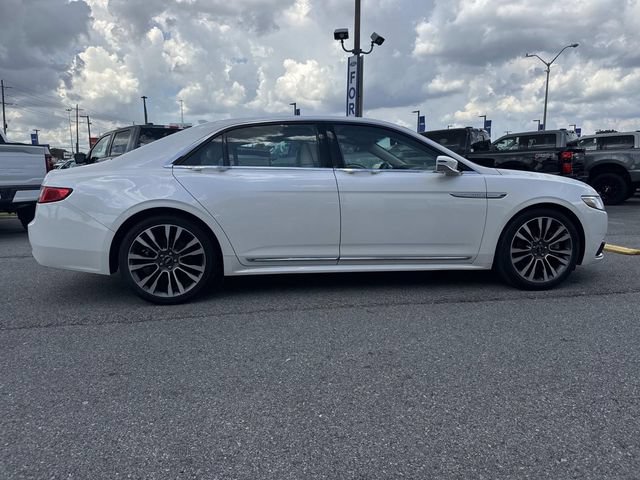 Used 2018 Lincoln Continental Select w/ Continental Climate Package FWD image 4
