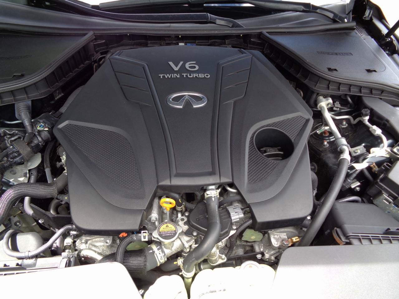 Used 2023 INFINITI Q50 Red Sport 400 w/ Black Opal Edition AWD/4WD image 18