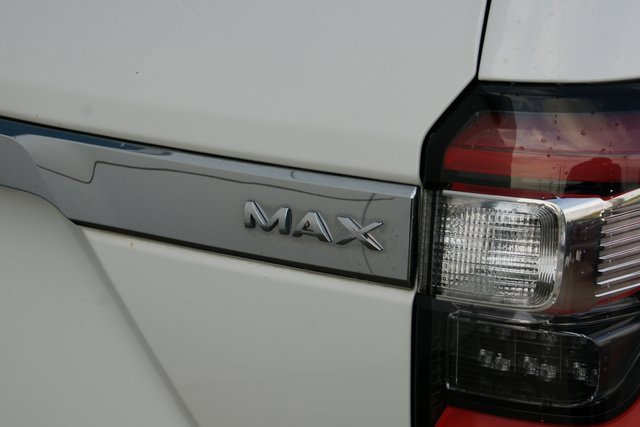 Used 2021 Ford Expedition Max Limited image 9