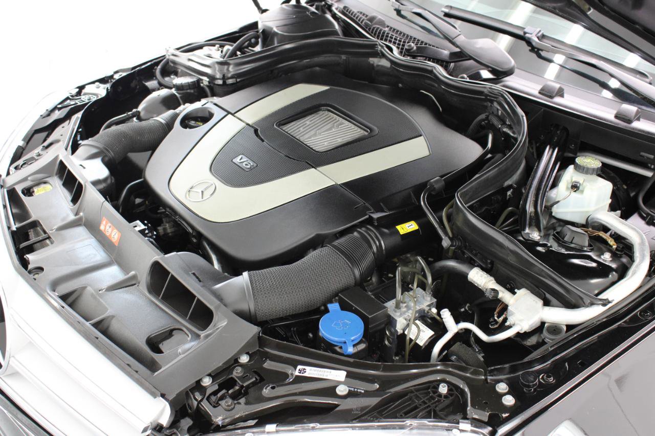 Used 2011 Mercedes-Benz C 300 Sedan image 77