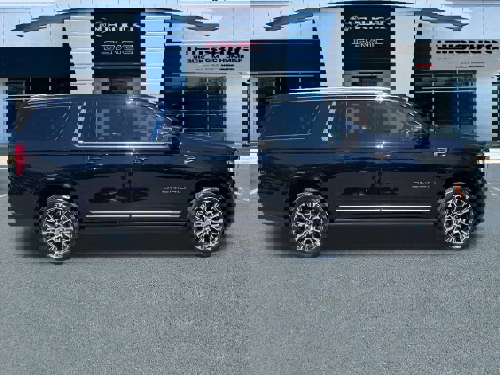 New 2025 GMC Yukon XL Denali w/ Sun & Power Step Package image 8
