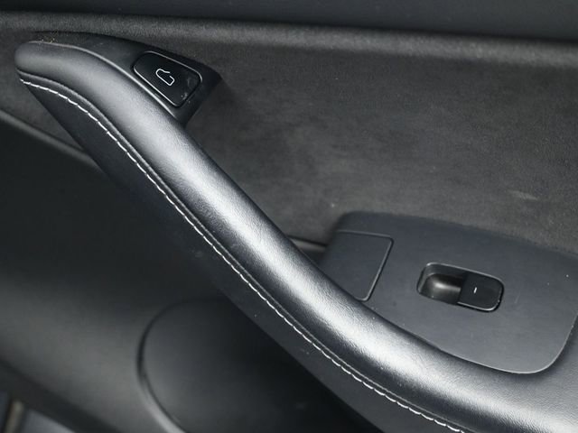 Used 2021 Tesla Model Y Long Range image 14