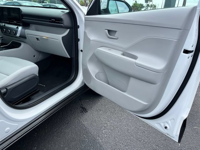 New 2026 Hyundai Kona SE FWD image 21