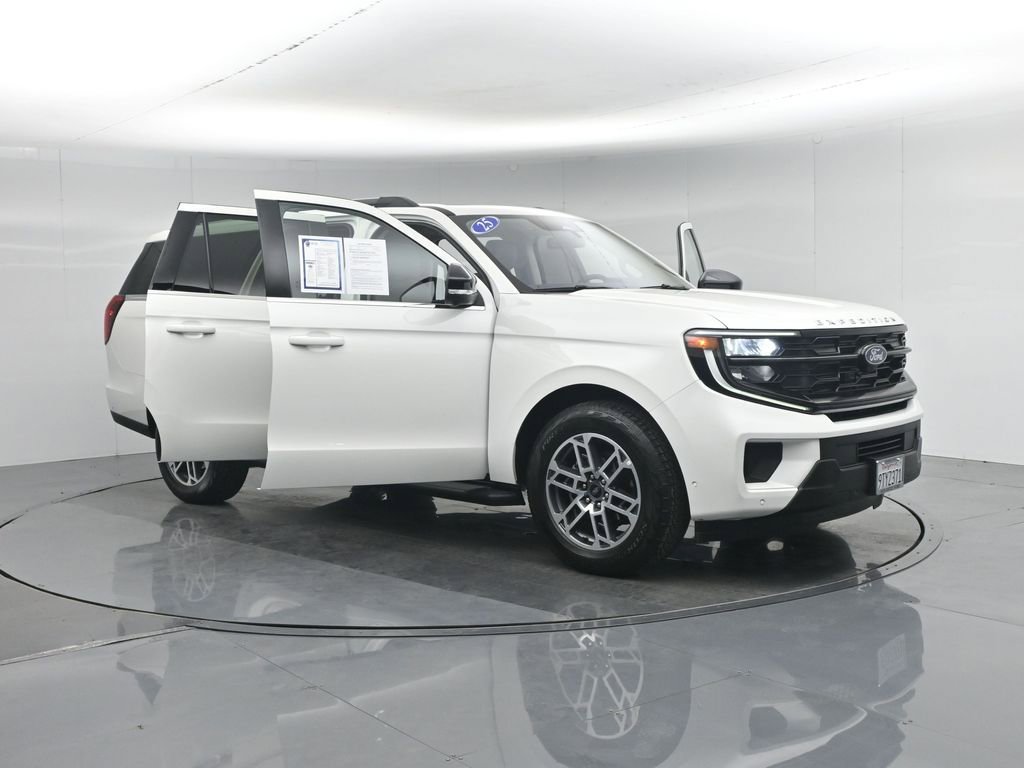 Used 2025 Ford Expedition Max Active image 31