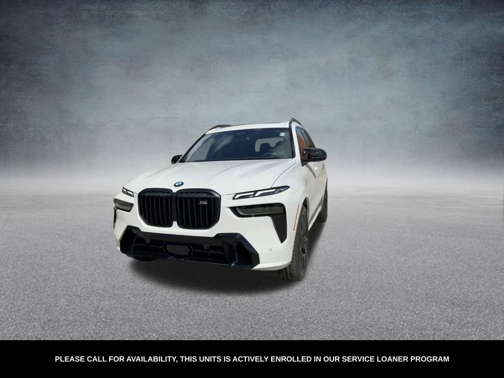 Used 2025 BMW X7 M60i image 7
