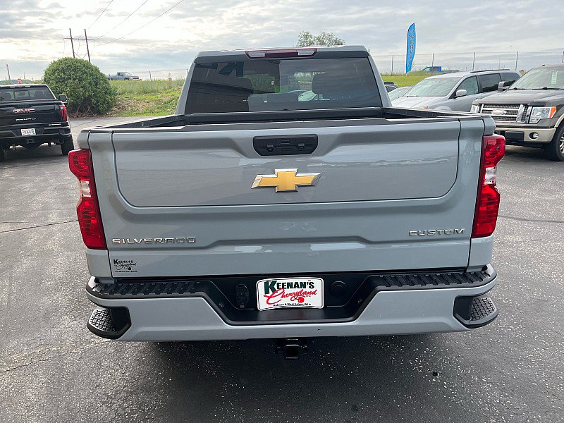 Used 2024 Chevrolet Silverado 1500 Custom AWD/4WD image 7