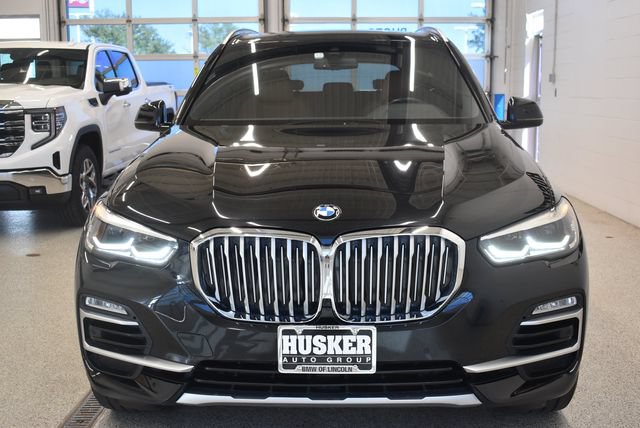 Used 2019 BMW X5 xDrive40i w/ Convenience Package AWD/4WD image 3