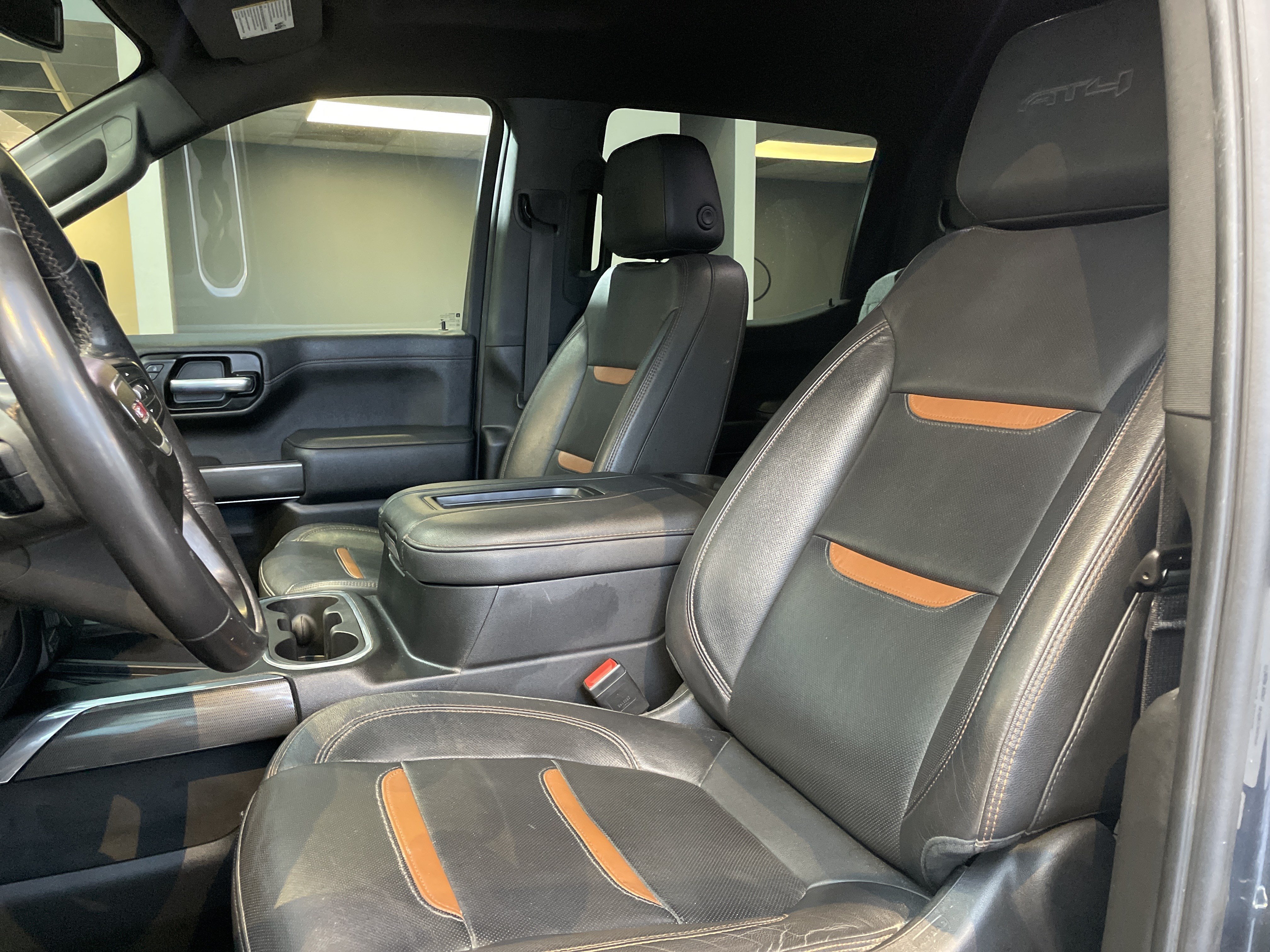 Used 2022 GMC Sierra 1500 AT4 w/ AT4 Preferred Package AWD/4WD image 18