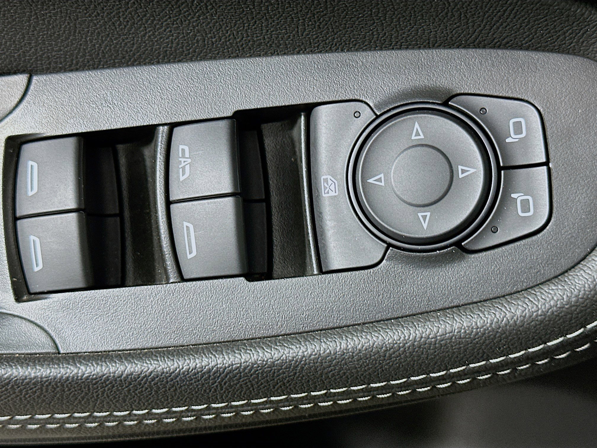 Used 2025 Buick Encore GX Preferred image 15