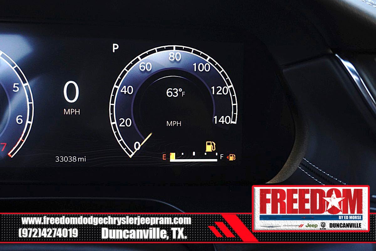 Used 2023 Jeep Grand Cherokee L Overland w/ Trailer Tow Group (B) RWD image 31