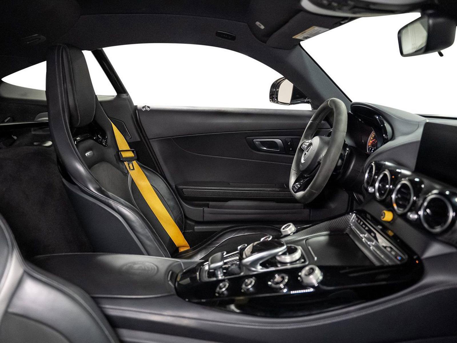 Used 2019 Mercedes-Benz AMG GT R image 39