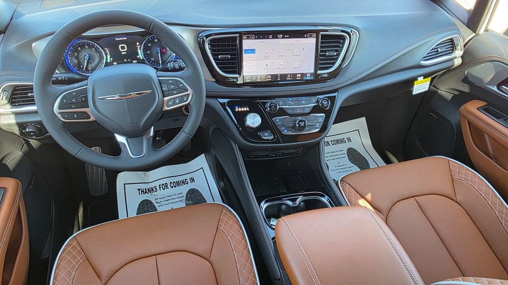 New 2026 Chrysler Pacifica Pinnacle image 27