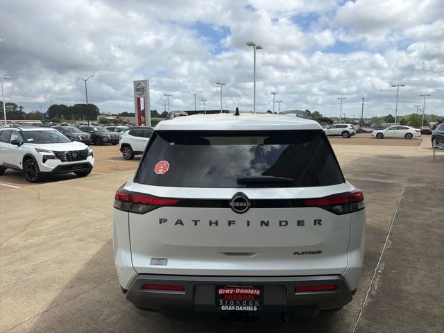 New 2026 Nissan Pathfinder Platinum image 3