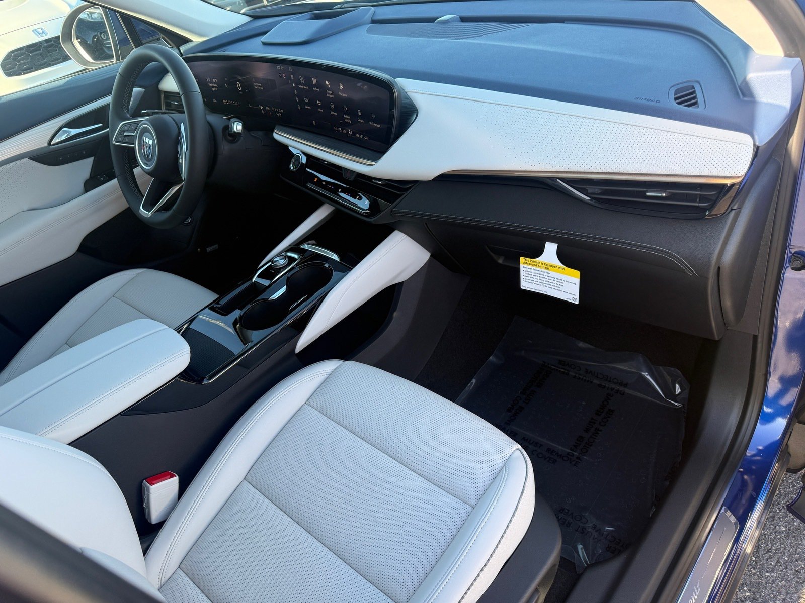 Used 2025 Buick Envision Avenir AWD/4WD image 30