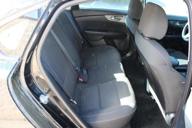 Used 2019 Kia Forte LXS FWD image 11