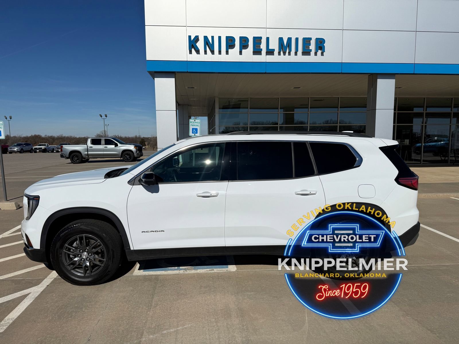 Used 2025 GMC Acadia Elevation
