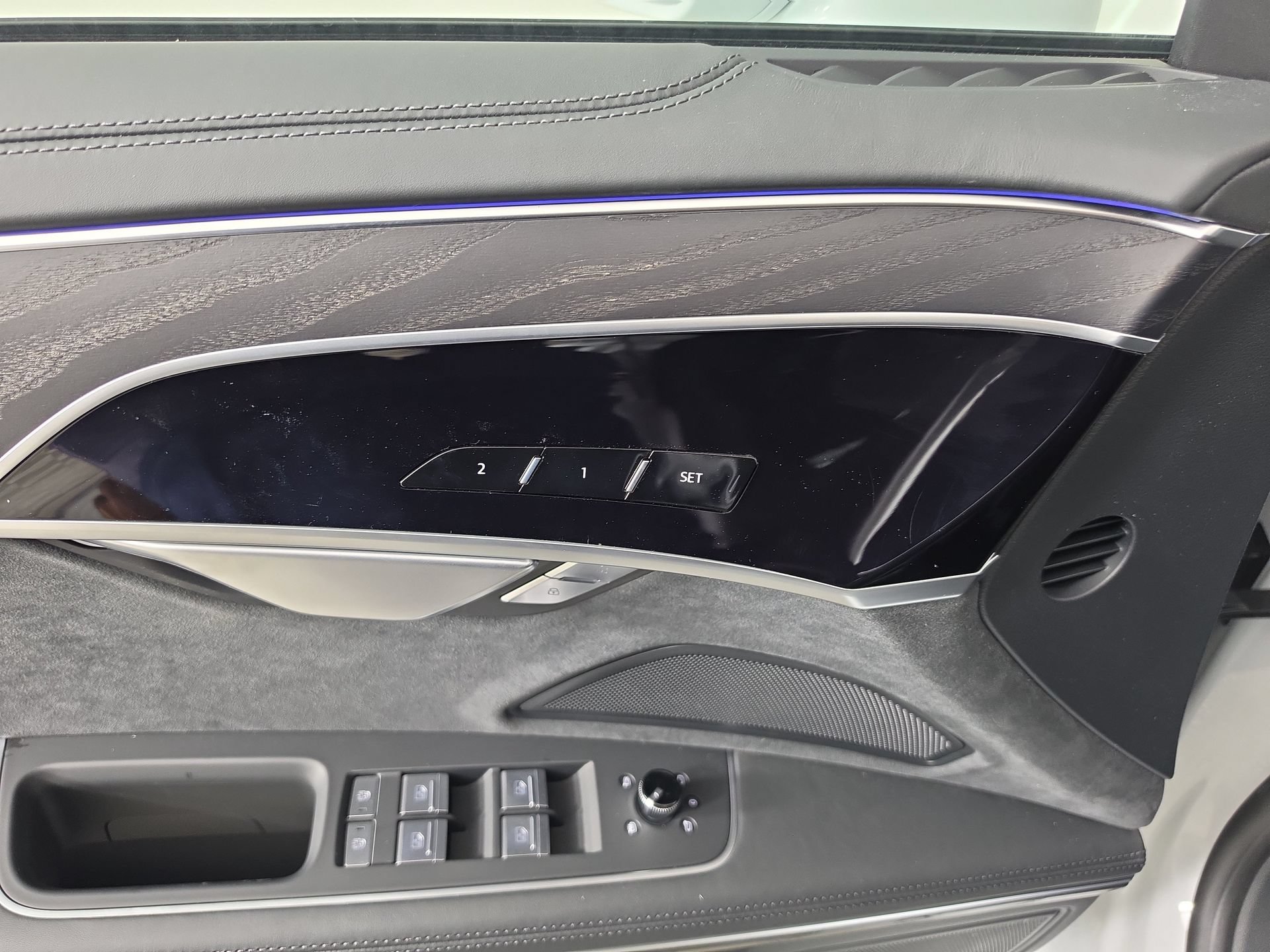 New 2026 Audi A8 L 3.0T AWD/4WD image 18