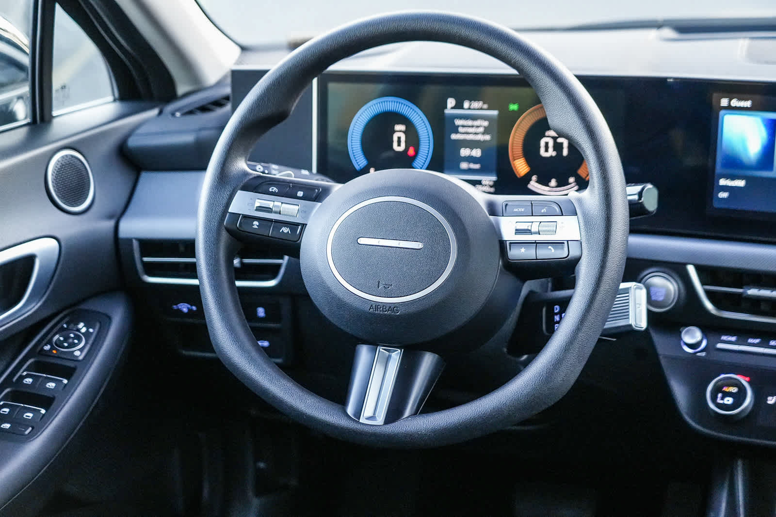 Certified 2025 Hyundai Sonata SEL FWD image 15