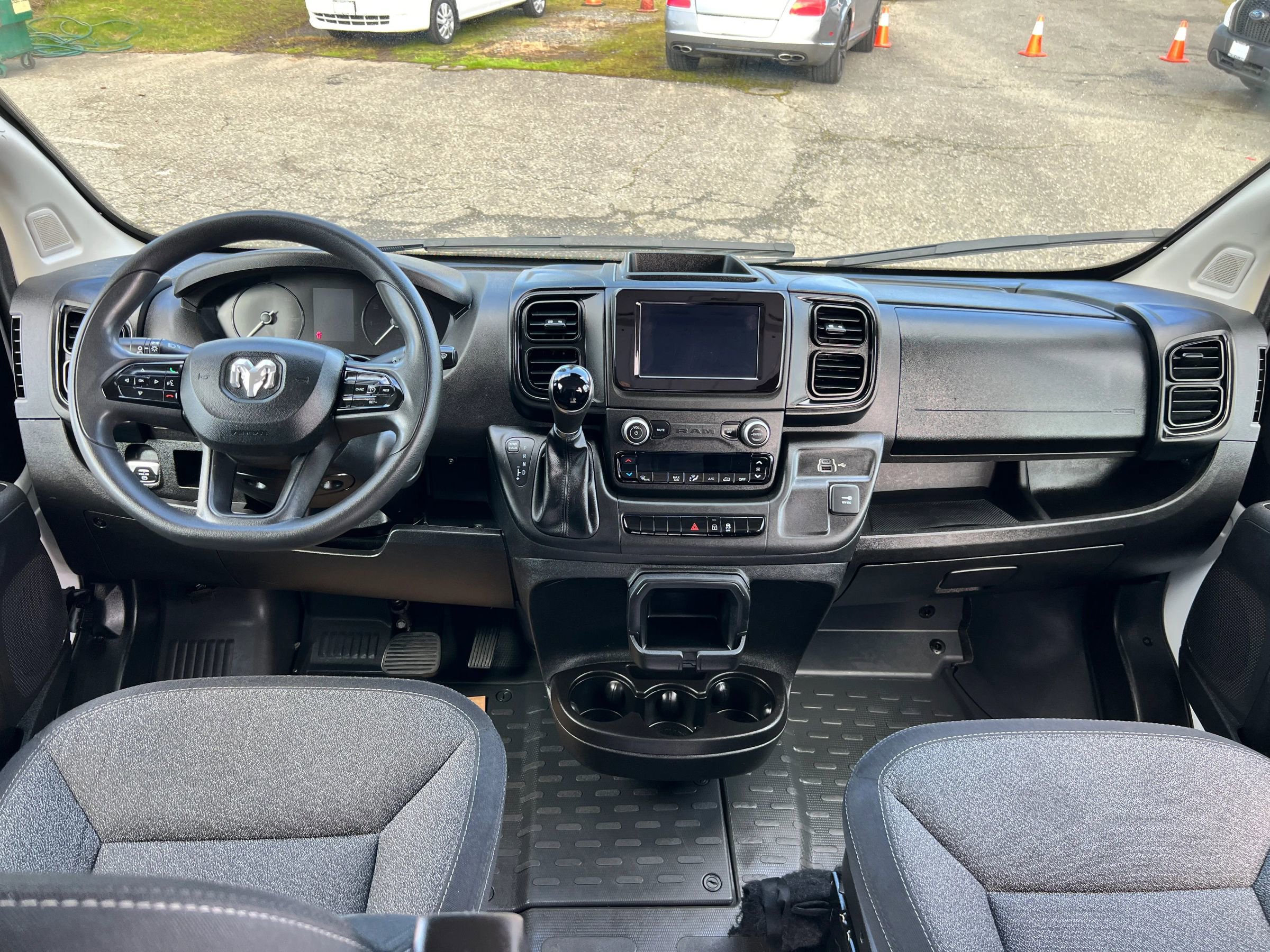 Used 2023 RAM ProMaster 2500 image 11