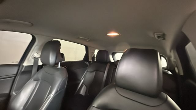 Used 2023 Kia Sportage EX FWD image 12