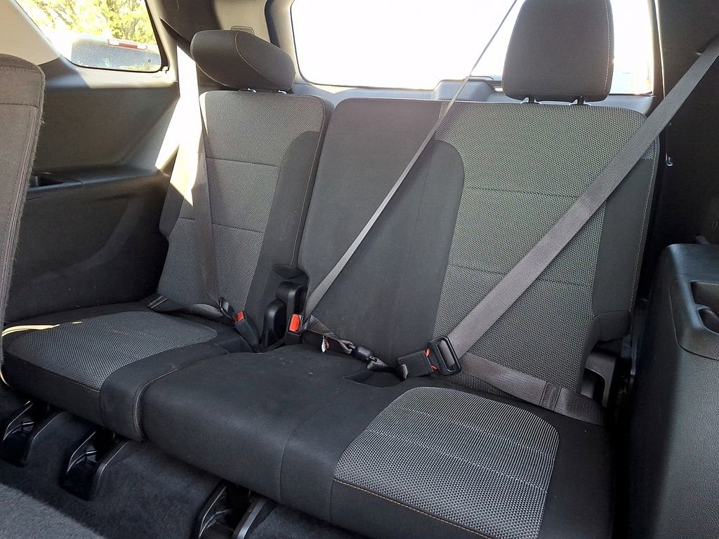 Used 2019 Chevrolet Traverse LS image 11