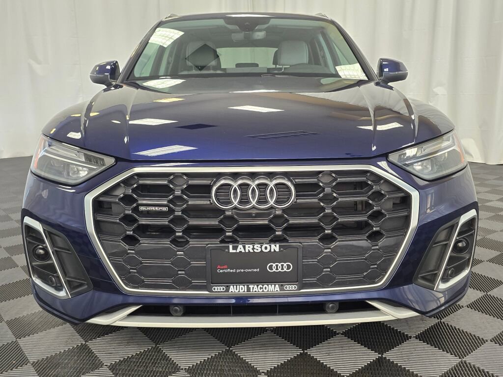 Certified 2025 Audi Q5 2.0T Premium Plus image 9
