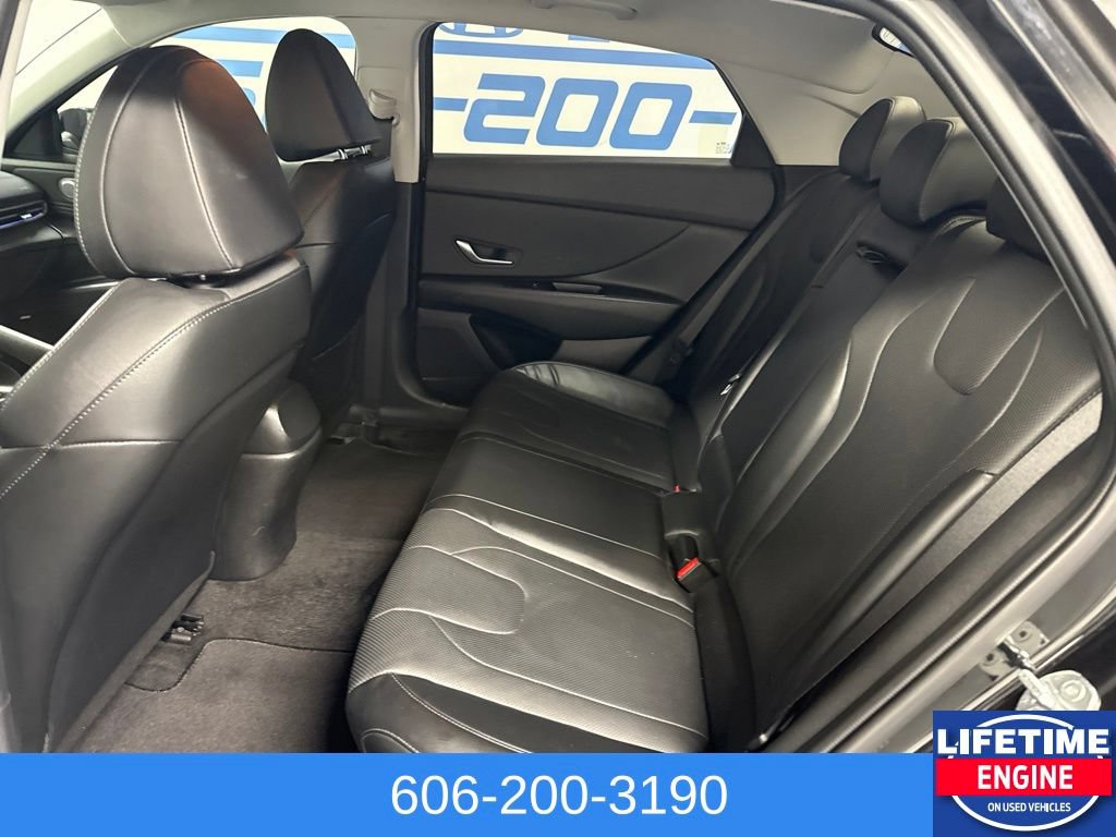 Used 2023 Hyundai Elantra Limited w/ Cargo Package FWD image 13
