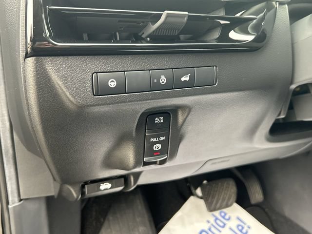 Certified 2025 Nissan Murano SL AWD/4WD image 17