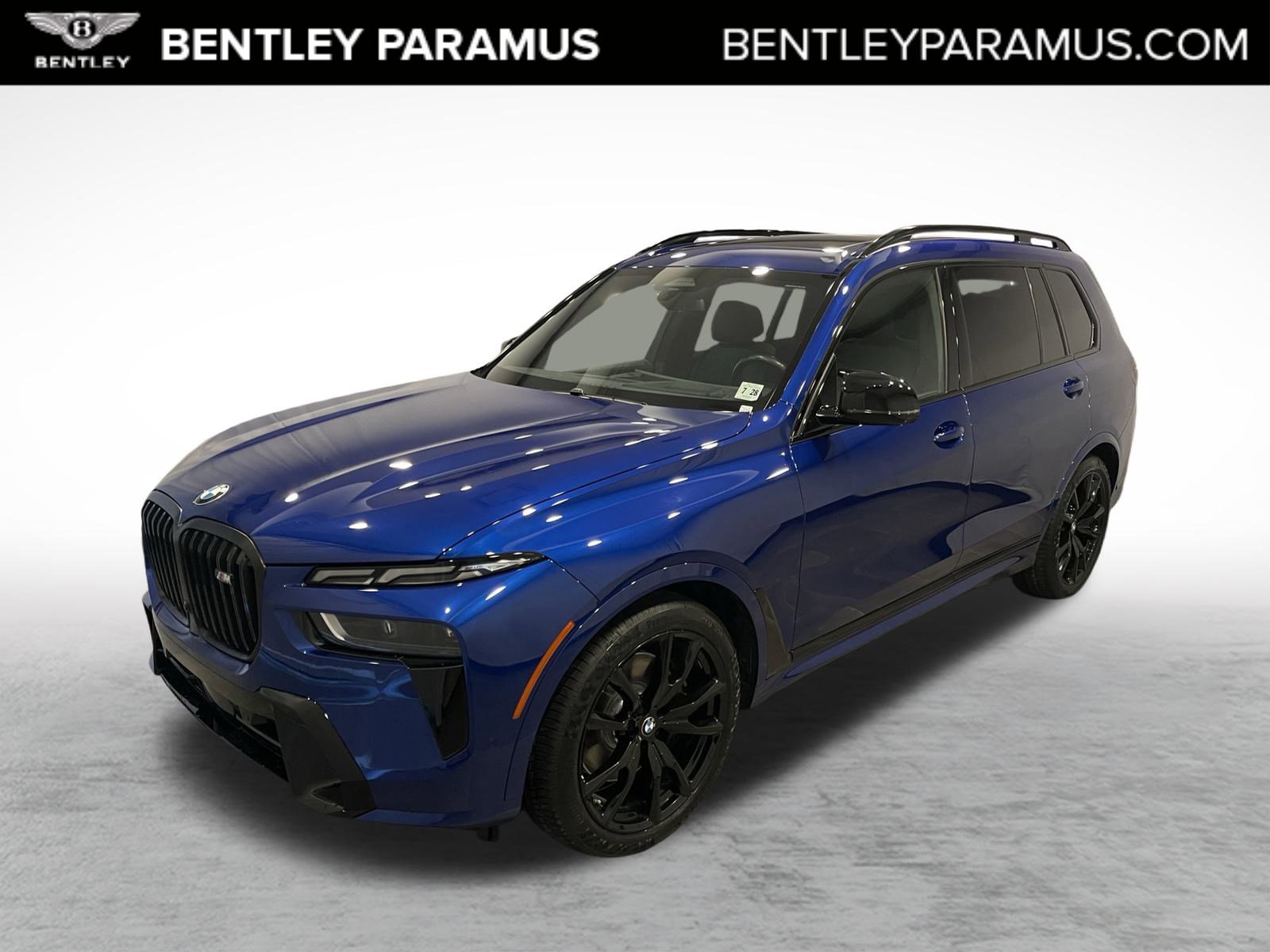 Used 2024 BMW X7 M60i w/ Executive Package image 1