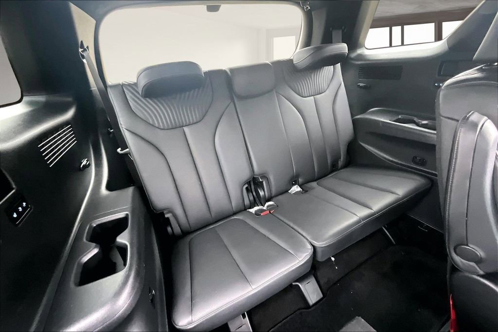 Used 2024 Hyundai Palisade Calligraphy image 26
