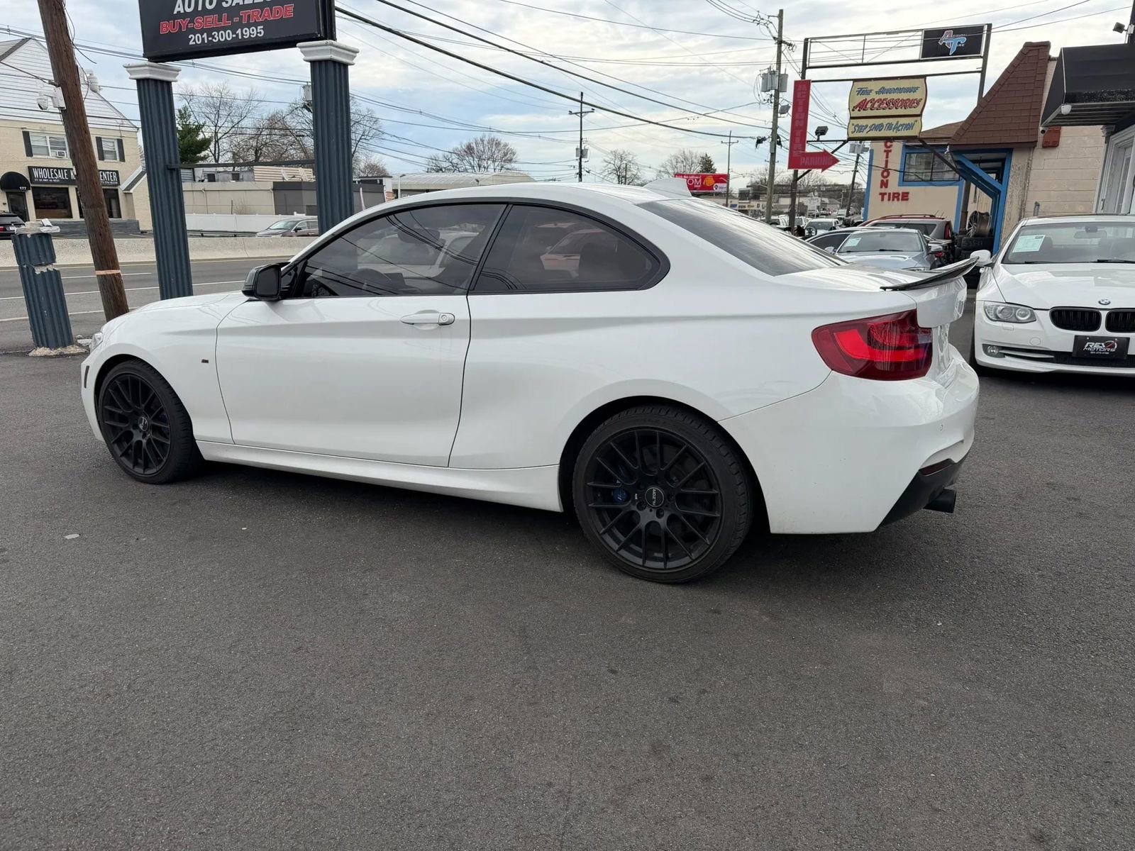 Used 2015 BMW M235i xDrive Coupe AWD/4WD image 4