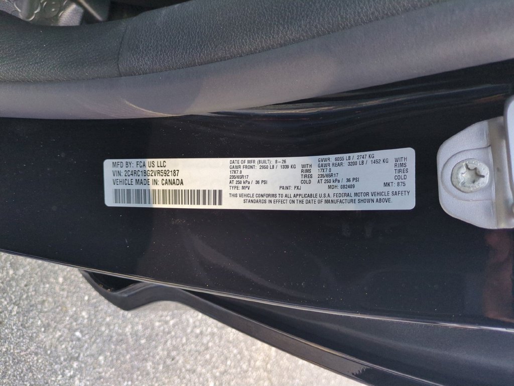 New 2027 Chrysler Pacifica Select FWD image 37
