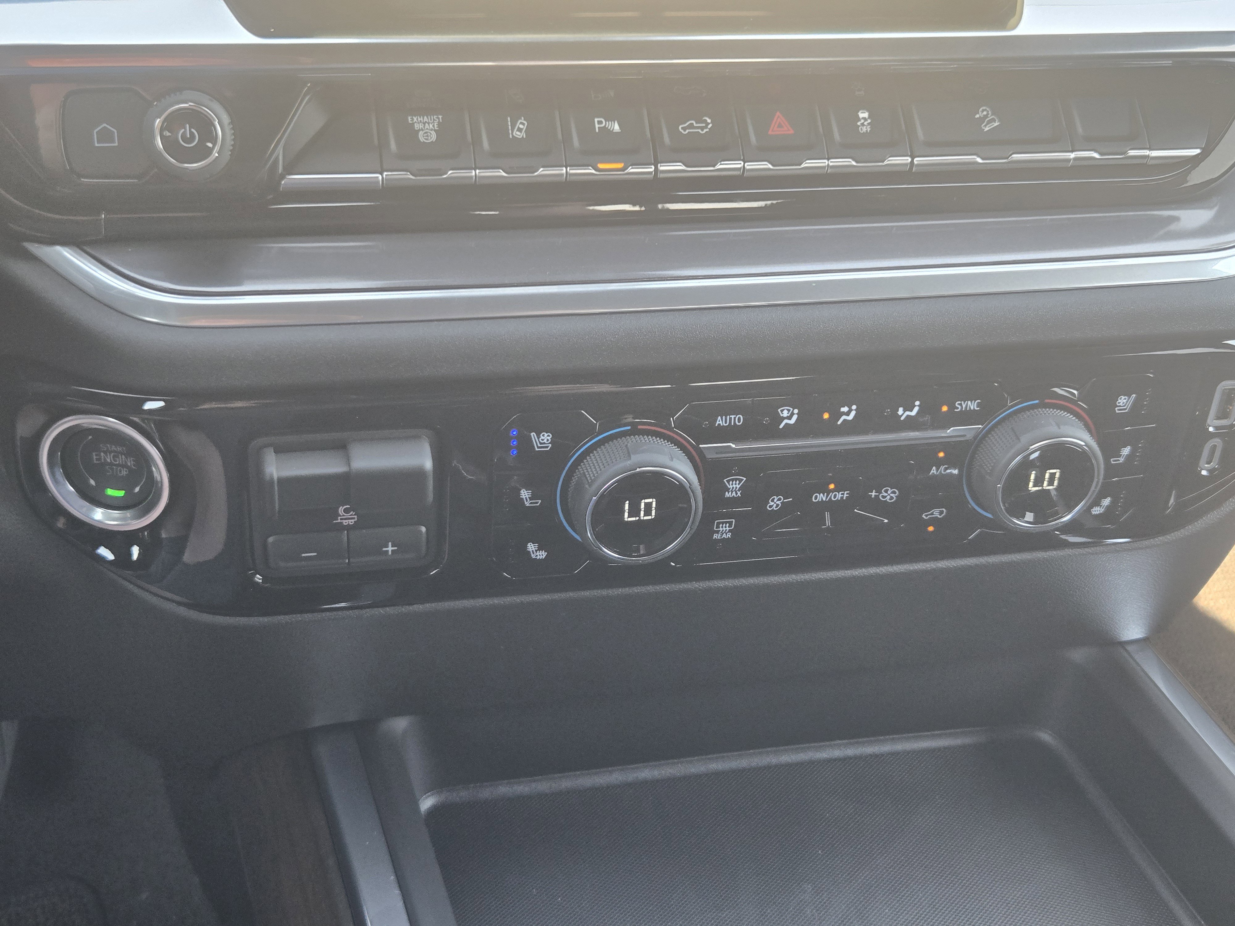 New 2025 Chevrolet Silverado 2500 High Country w/ High Country Premium Package image 14