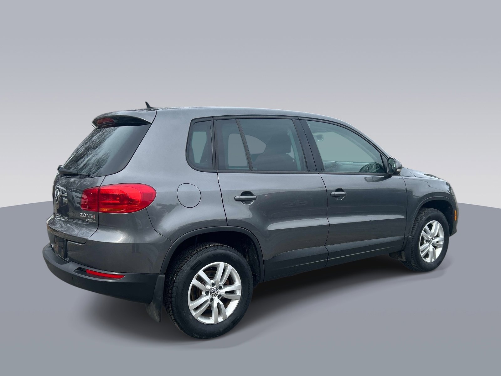 Used 2013 Volkswagen Tiguan S AWD/4WD image 3
