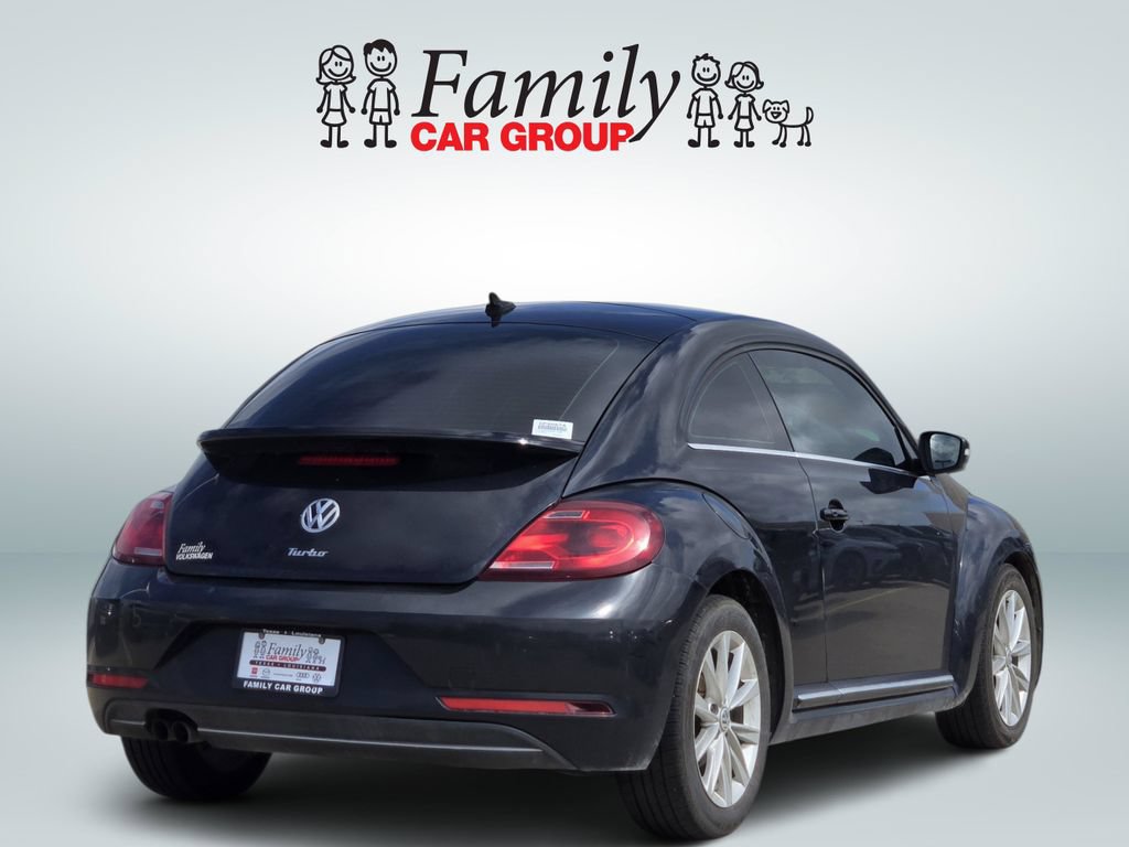 Used 2019 Volkswagen Beetle 2.0T SE FWD image 4