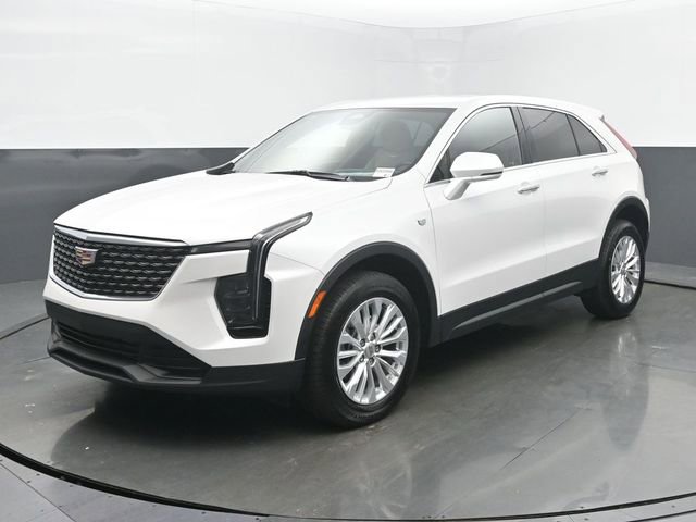 Used 2024 Cadillac XT4 Luxury w/ Cold Weather Package AWD/4WD image 1